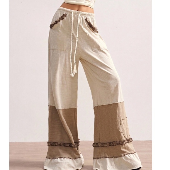 Boutique Pants - Wide Leg Two-Tone Cream & Brown Cotton Pants